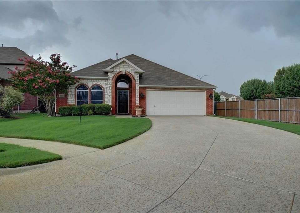 1st image of 4421 Spruce Pine Ct