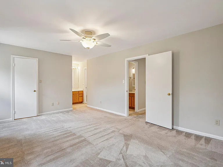 2917 Village Spring Ln — Photo 15