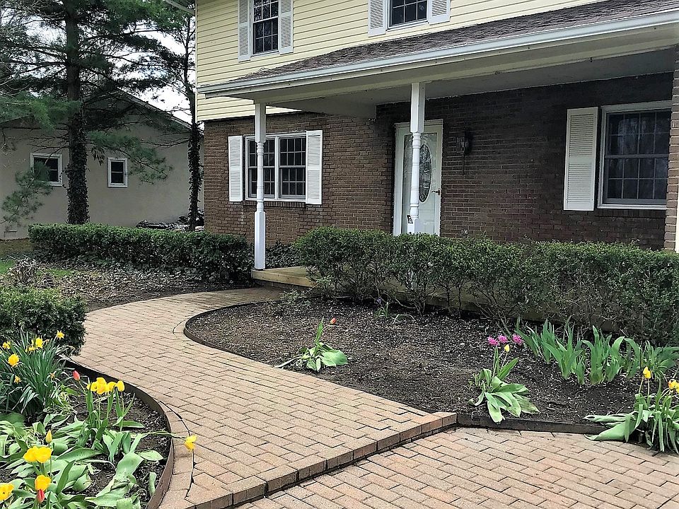 1st image of 6261 White Sulphur Ct