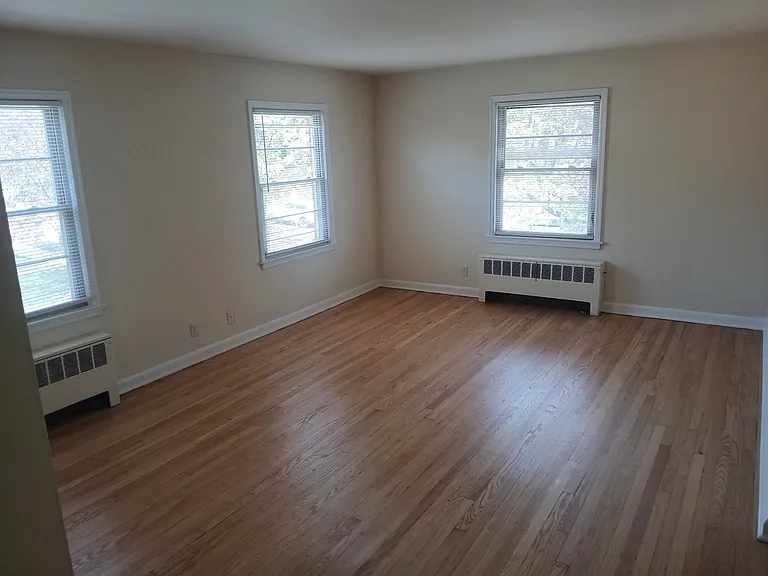 9231 W Wisconsin Ave #1 — Photo 7
