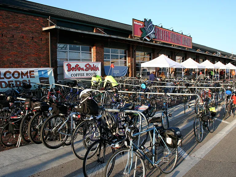 2nd Street Market (.4 mile)
