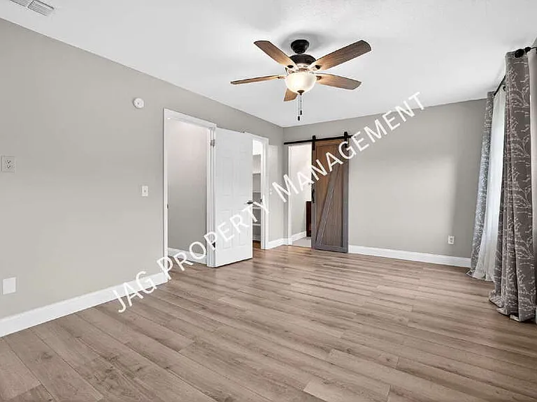 1046 Winter Springs Blvd — Photo 22