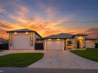 1018 NE Juanita Place Cpe, Coral, FL 33909
