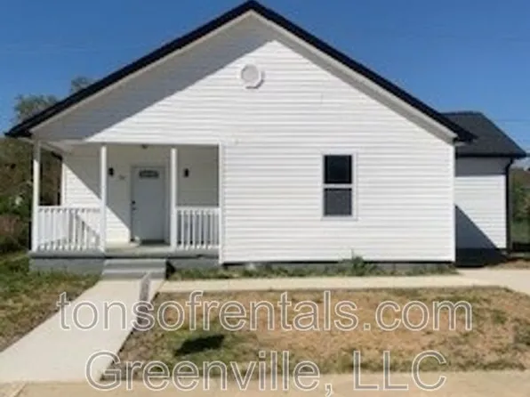 24 Peachtree St, Clinton, SC 29325