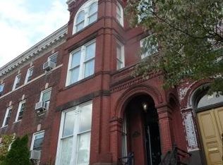 513 Seward Sq SE, Washington, DC 20003