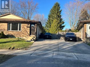 12 Wenlock Cres, London, ON N6G3B6
