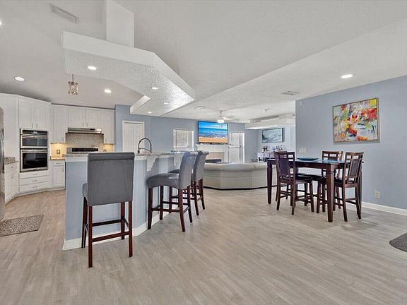 5th image of 3351 SW Savona Boulevard