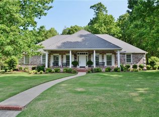 2813 W Green Acres Rd, Rogers, AR 72758