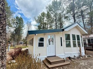 27 & 29 East St, Cascade, ID 83611