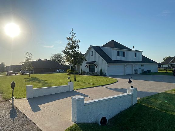3rd image of 5257 E Hickory Meadow Dr