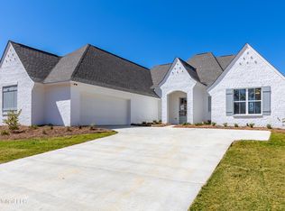 1002 Paddle Ln, Brandon, MS 39047