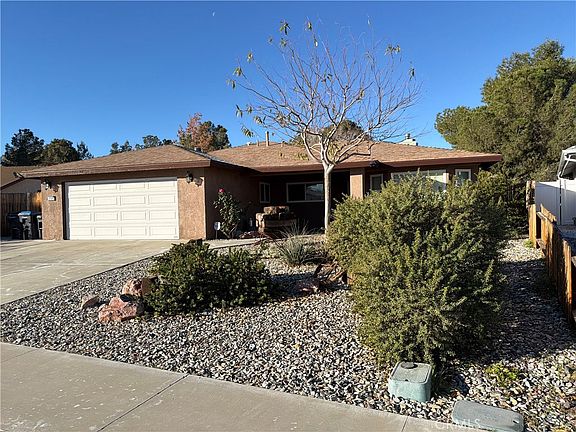 2nd image of 209 Kimberly Ln
