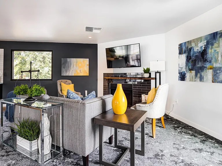Knol Apartments — Photo 15