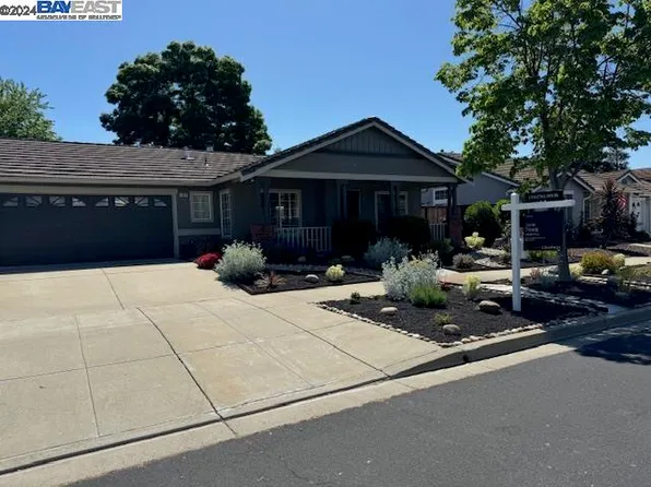 1379 Meadow Ct, Livermore, CA 94551