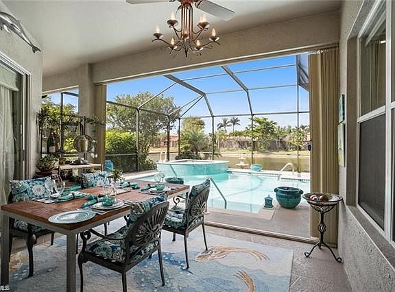 Live the Florida Lifestyle as you dine Al Fresco at the spacious covered Lanai outdoor living space that leads to the Aqua Glass