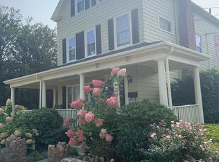 62 Burrill St FLOOR 2, Swampscott, MA 01907