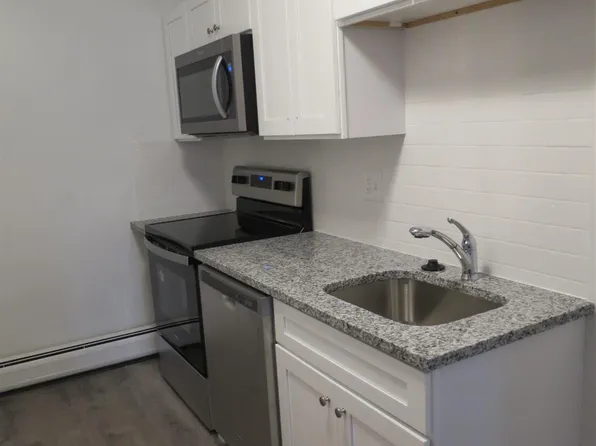 207 Highland Ave, Somerville, MA 02143