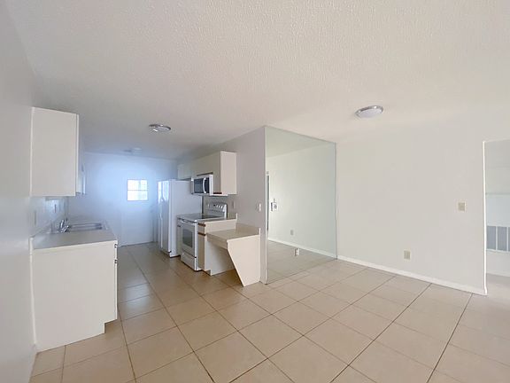 Dining area adjacent to the kitchen