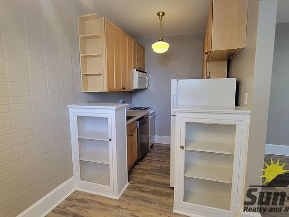 4th image of 124 Live Oak Ave APT 15