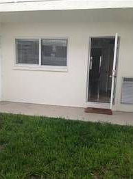 5th image of 1856 NE 46th St APT F2