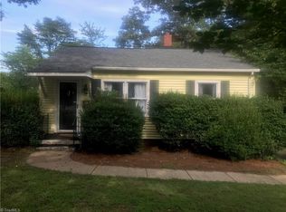 1047 Irving St, Winston Salem, NC 27103