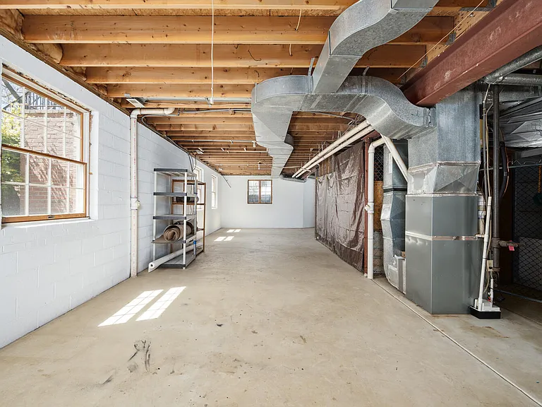 2725 Oldewood Dr — Photo 30