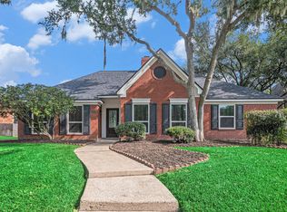 15411 Park Estates Ln, Houston, TX 77062