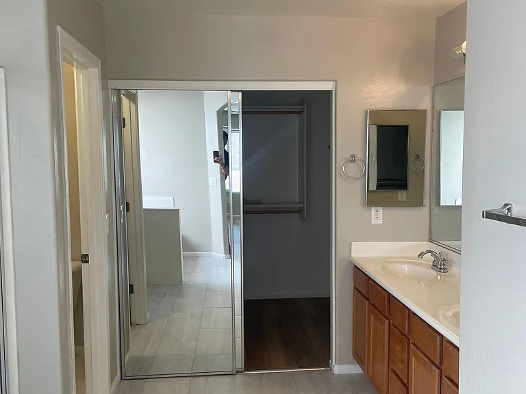 25712 W Miami St — Photo 9
