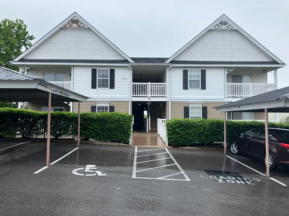 12200 Spring Creek Ln, O'Fallon, MO 63368