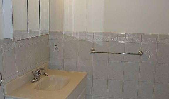 4th image of 53 Chestnut St APT 3