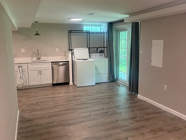 2236 Countryside Dr #B — Photo 10