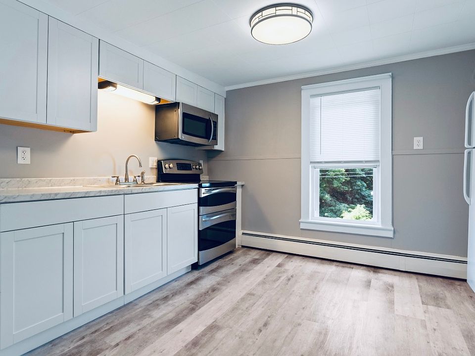 1st image of 32 Patterson St #5