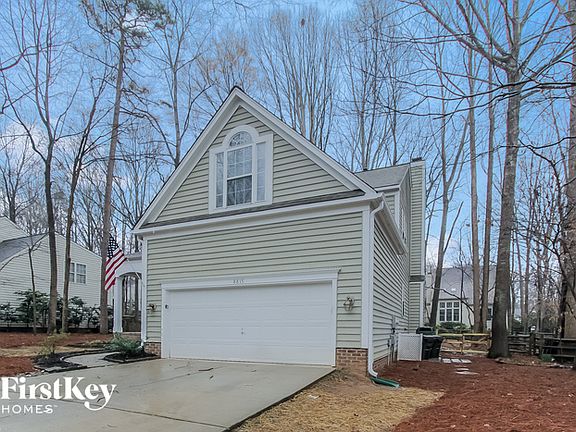 3rd image of 8815 Lizzie Ln