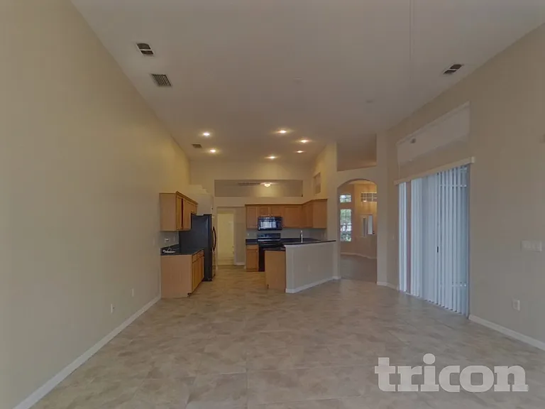 1507 Yardley Dr — Photo 4