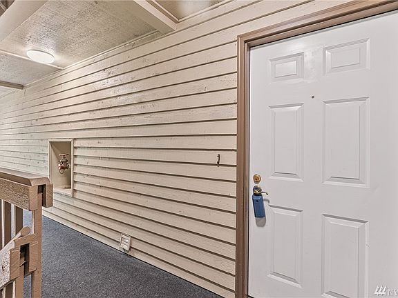 2nd image of 208 Mountain Park Blvd SW APT E101