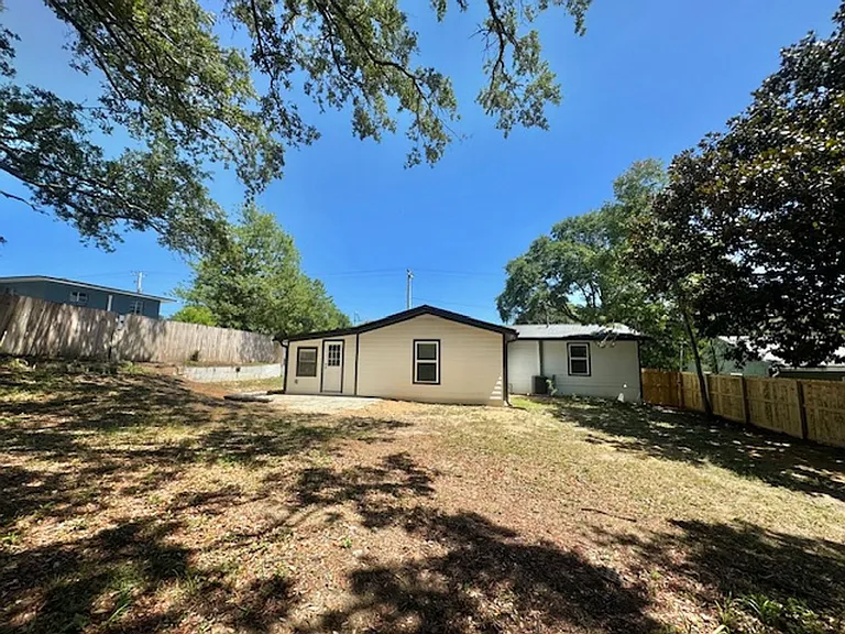 329 Edge Ave — Photo 27