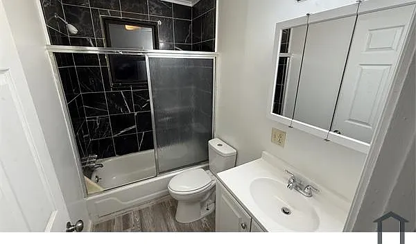106 Minooka St — Photo 11