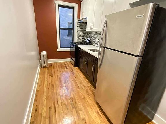 3rd image of 292 Midwood St APT D6