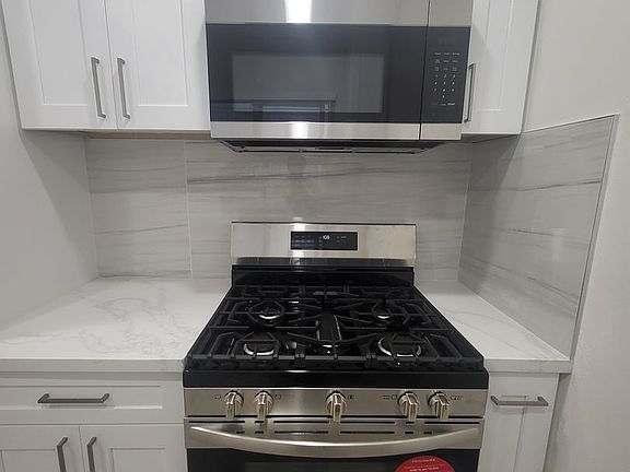 5th image of 2822 Reynard Way APT 4