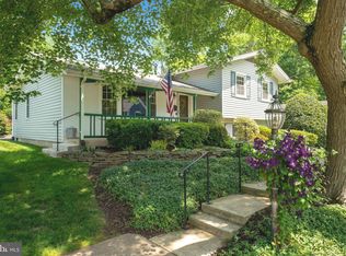 3630 Heritage Ln, Fairfax, VA 22030