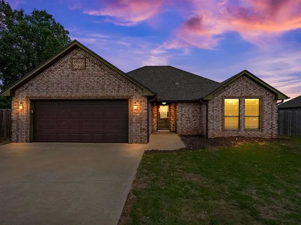 209 W North Dr, Fletcher, OK 73541