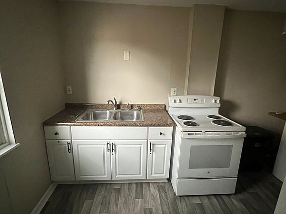 5th image of 1325 Brinton Ave Floor 2