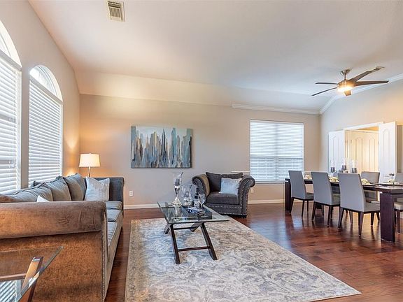 4th image of 6738 Glenkirk Pl