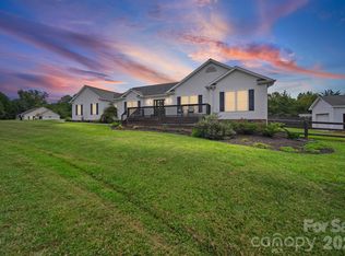 708 Paint Cir, Oakboro, NC 28129