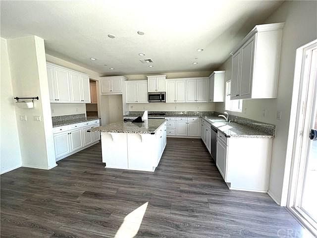 1st image of 3232 S Newton Ave