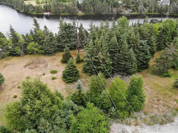 3 Kent Place, Clarkes Beach, NL A0A1W0
