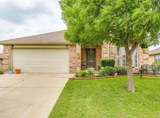 1321 Columbia Dr, Midlothian, TX 76065