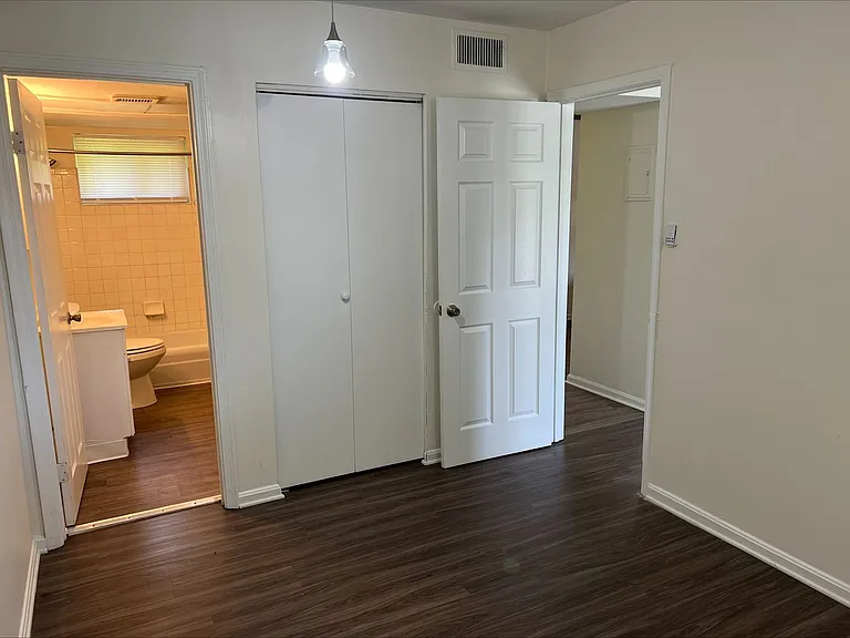 Creekstone Village — Photo 5