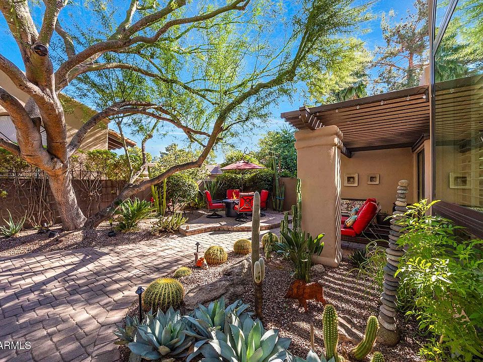 1st image of 11437 N 40TH Place