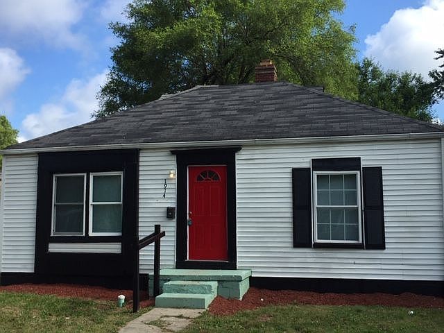 1st image of 1914 E 35th St